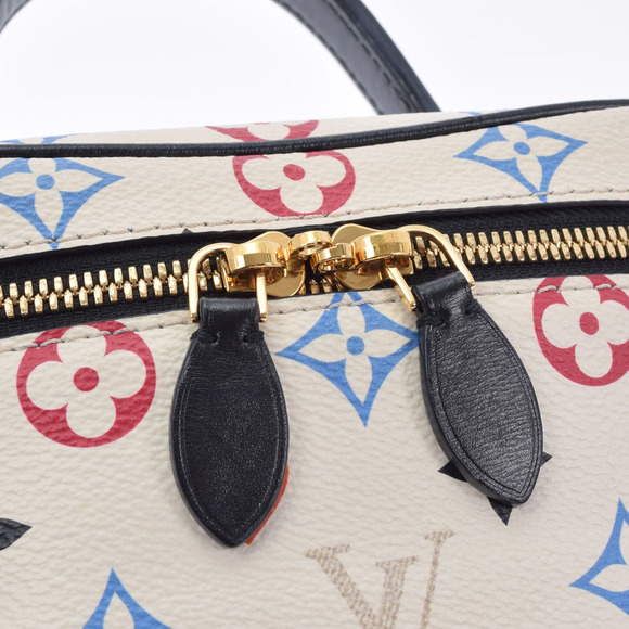 Louis Vuitton Monogram Game On Vanity White Leather Handbag - Picture 8 of 9